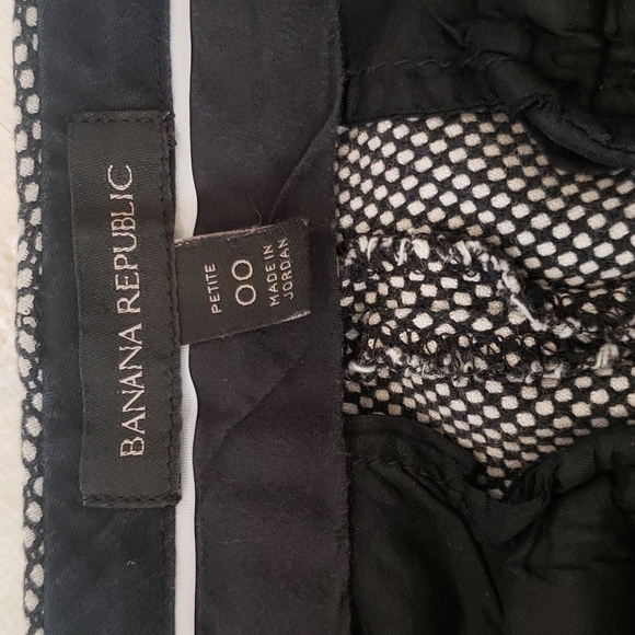 Banana republic - Picture 6 of 10